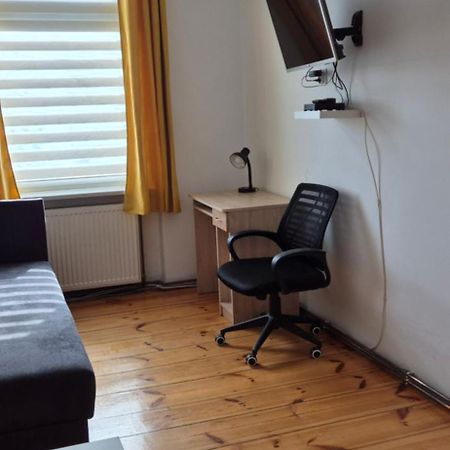 Hostel Tulip - Pokoj Jednoosobowy Nr 3 Ze Wspolna Lazienka I Kuchnia Στσέτσιν Εξωτερικό φωτογραφία