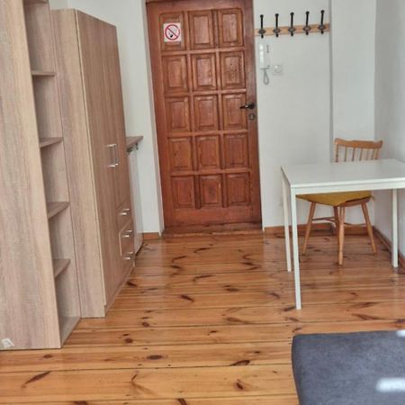 Hostel Tulip - Pokoj Jednoosobowy Nr 3 Ze Wspolna Lazienka I Kuchnia Στσέτσιν Εξωτερικό φωτογραφία