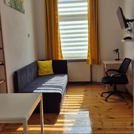 Hostel Tulip - Pokoj Jednoosobowy Nr 3 Ze Wspolna Lazienka I Kuchnia Στσέτσιν Εξωτερικό φωτογραφία