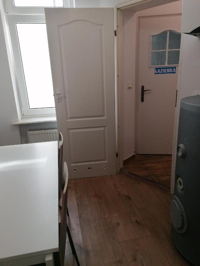 Hostel Tulip - Pokoj Jednoosobowy Nr 3 Ze Wspolna Lazienka I Kuchnia Στσέτσιν Εξωτερικό φωτογραφία