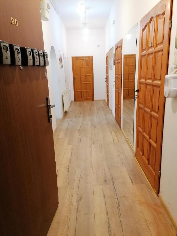 Hostel Tulip - Pokoj Jednoosobowy Nr 3 Ze Wspolna Lazienka I Kuchnia Στσέτσιν Εξωτερικό φωτογραφία