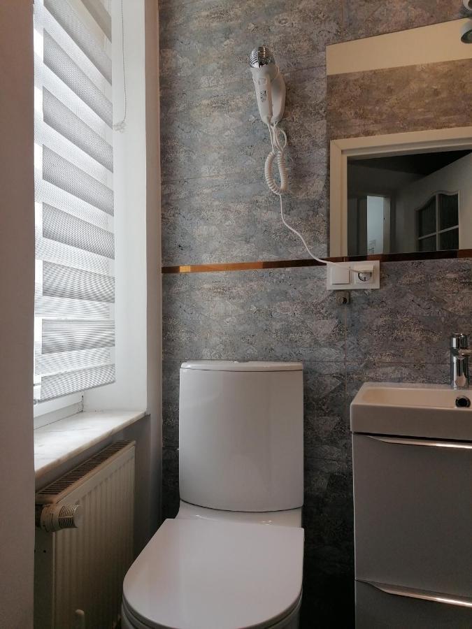 Hostel Tulip - Pokoj Jednoosobowy Nr 3 Ze Wspolna Lazienka I Kuchnia Στσέτσιν Εξωτερικό φωτογραφία