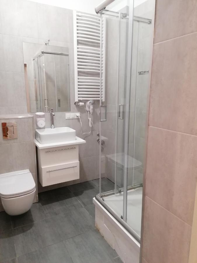 Hostel Tulip - Pokoj Jednoosobowy Nr 3 Ze Wspolna Lazienka I Kuchnia Στσέτσιν Εξωτερικό φωτογραφία